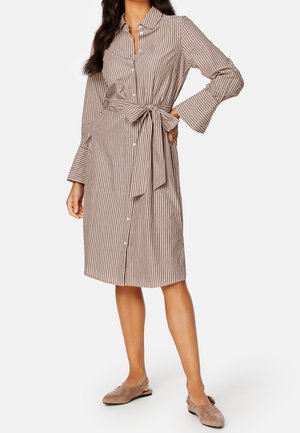 Bubbleroom Robe chemise - beige