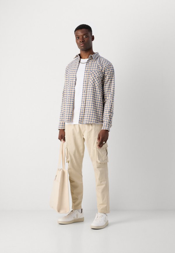 OVERDYED PANTS - Cargo trousers - stone4