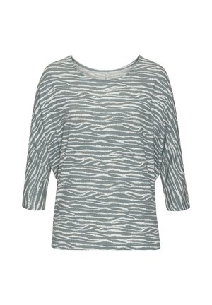 Gestreiftes Oberteil in Grau und Weiß mit lockerer Passform, dreiviertel Ärmeln und weichem Material. Es hat einen runden Ausschnitt und horizontale Muster.