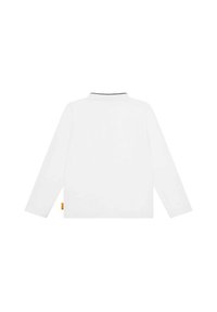 Langärmliges weißes Poloshirt mit schwarzem Kragen, das eine feine Struktur aufweist und ein kleines orangenes Etikett an der Seite hat.