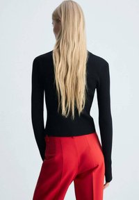 Mango SILUNIA czarny