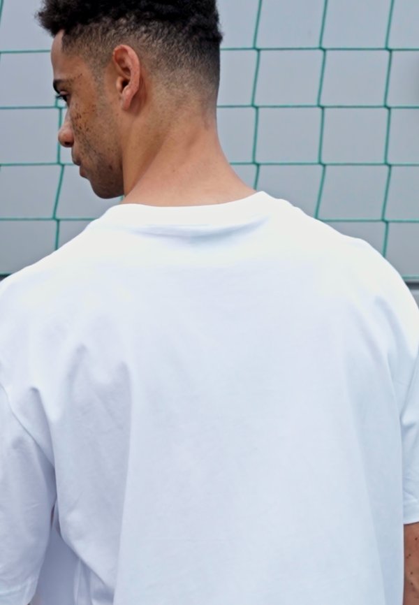 NBA CHICAGO BULLS TEE - Club wear4