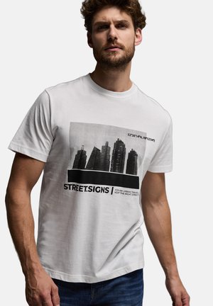 - T-shirt z nadrukiem