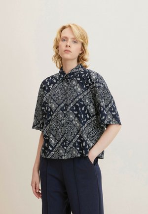 MIT PRINTMUSTER - Koszula - blue white bandana print
