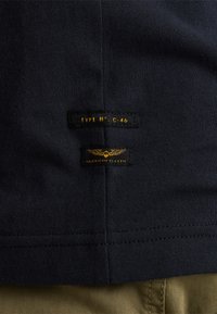 Thumbnail Image 5