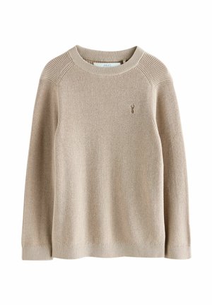 Beige strikket langærmet sweater med rund hals og lille broderet logo på venstre bryst.