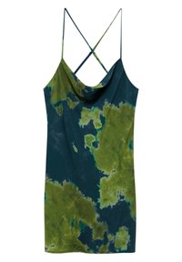 Tummanvihreä Cami-mekko, jossa vihreä tie-dye-kuvio; mekossa on laskeutuva pääntie ja ristikkäiset olkaimet. Tasainen pinta, polvenpituinen malli.