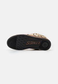 Etnies FADER UNISEX - Skate shoes - tan