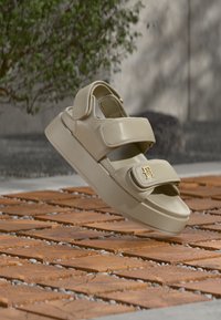 Non sélectionné, classic beige