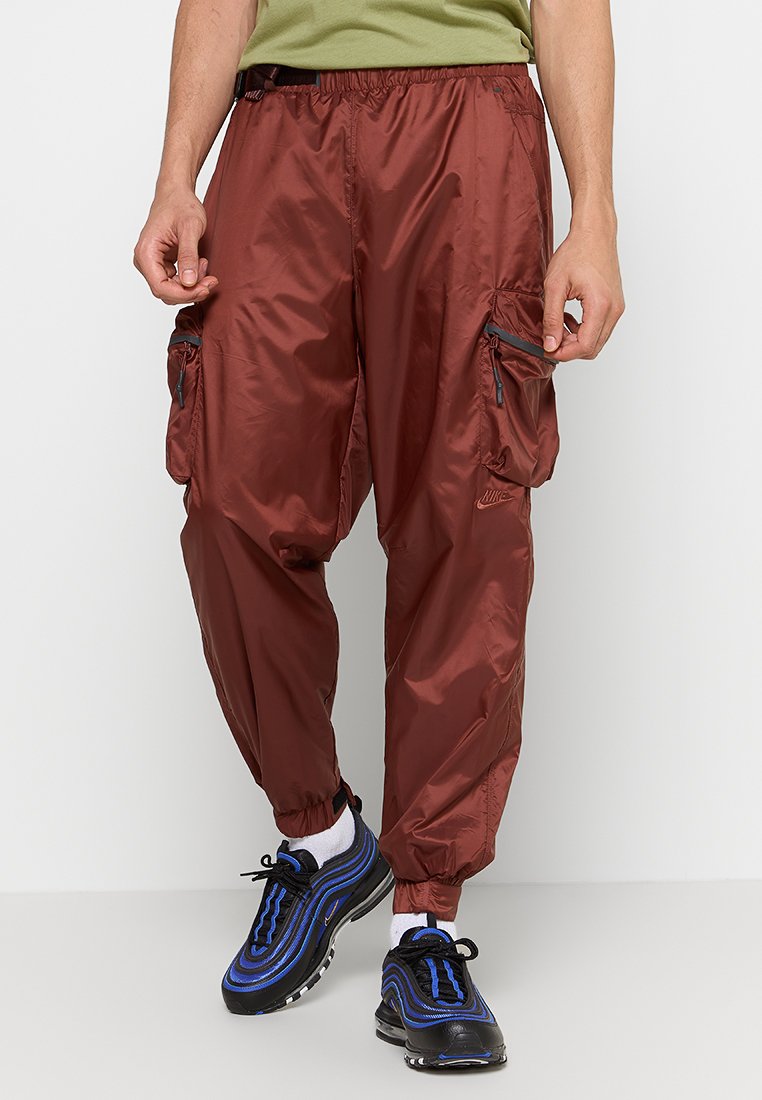 Nike Sportswear Outdoorbroeken koper Nike Sportswear Outdoorbroeken koper