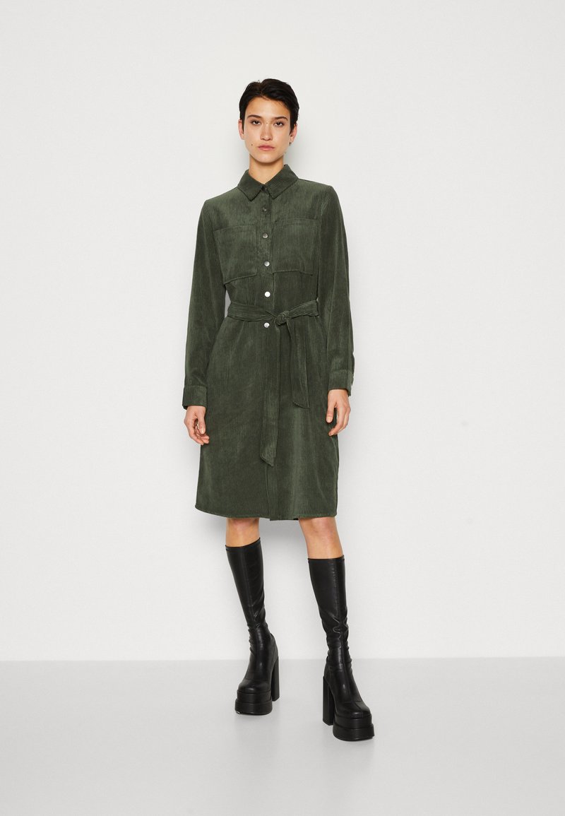 ONLY ONLMERLE DRESS - Abito a camicia - duffel bag