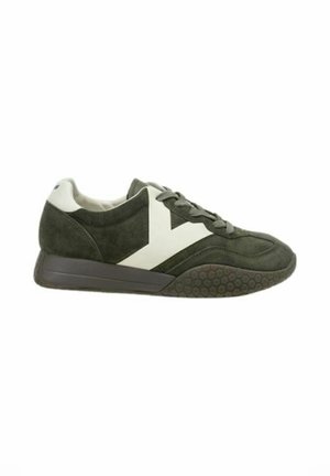 SNEAKERS IN LICHEN ICE - Sneakers basse - green
