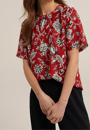 WE Fashion, Bluzka