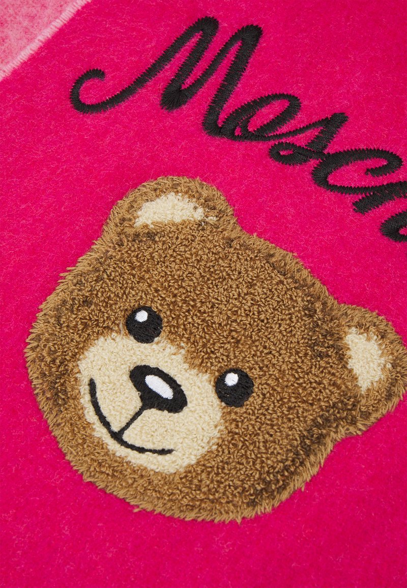 sciarpa moschino