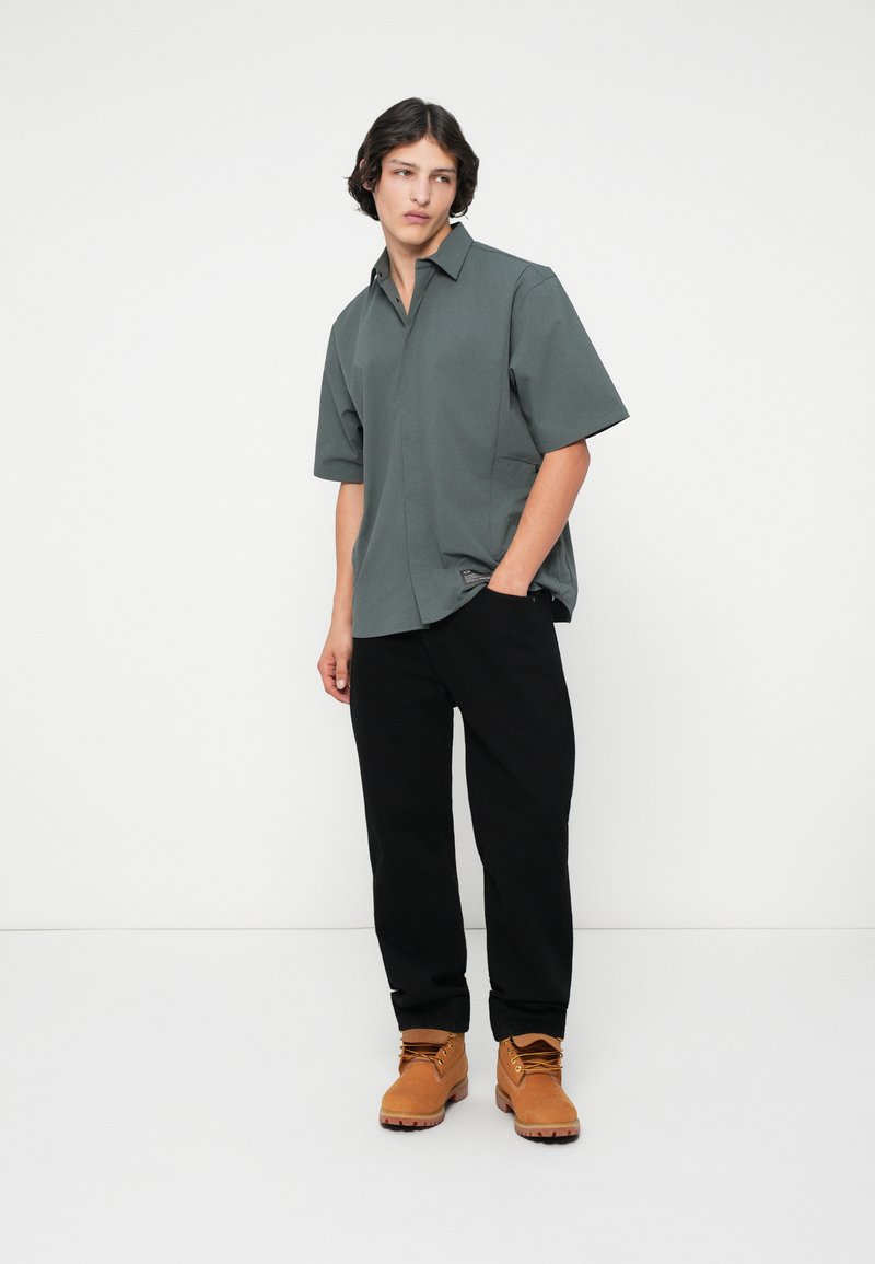 Oakley SHIRT - Košile - moss green