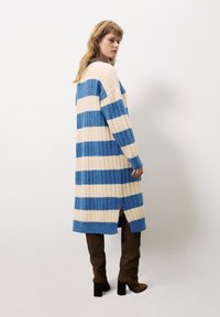 FRNCH CORYNE - Robe pull - bleu jean