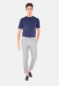 Ciabalù CAPRI - Chino - grigio
