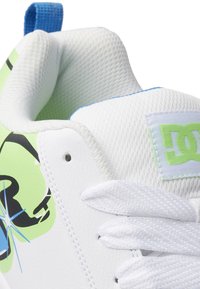 DC Shoes COURT GRAFFIK UNISEX - Sportcipő - wlq white lime turquoise