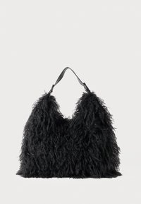 Borsa in pelliccia sintetica nera con un design morbido, texture soffice e una sola tracolla in pelle nera. Presenta una superficie ondulata e shaggy.