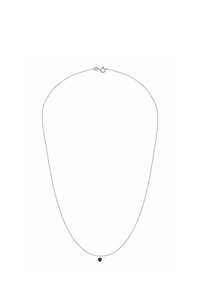 Srebrny naszyjnik z łańcuszkiem, z małą fioletową zawieszką w kształcie serca na środku. Łańcuszek jest cienki i gładki w dotyku.