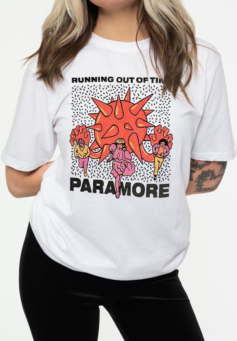 Paradiso Clothing PARAMORE RUNNING OUT OF TIME - Print T-shirt - white
