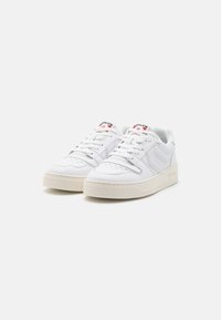Levi's® Tenisky - white