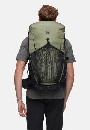 Mammut DUCAN SPINE - Trekkingrucksack - marsh black