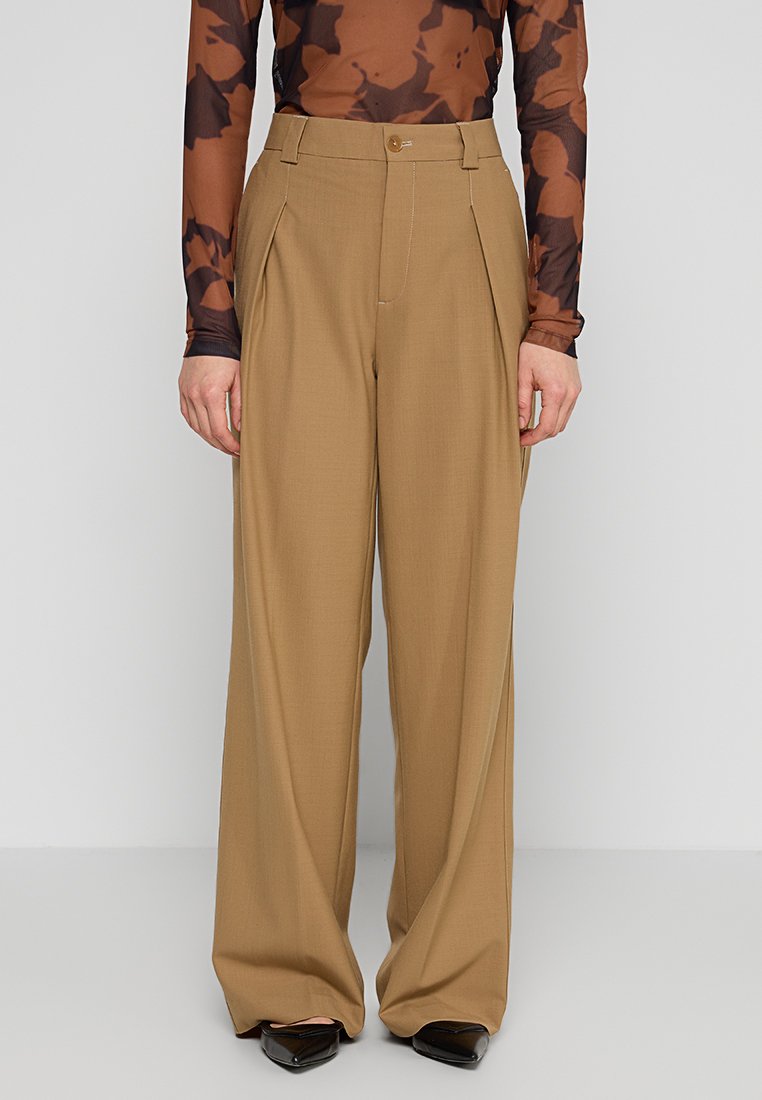 closed Broek bruin closed Broek bruin