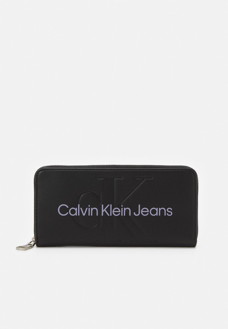 Calvin Klein Jeans - SCULPTED ZIP AROUND MONO - Maks - fashion black, Palielināt