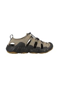 Beige und schwarze sportliche Wasserschuhe mit einem atmungsaktiven Mesh-Obermaterial und Ausschnitten, verstellbaren Schnürsenkeln und einer Gummisohle für Halt.