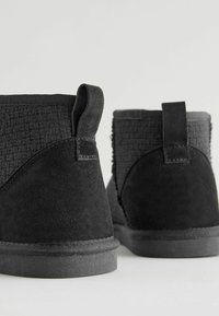Next REGULAR FIT - Papuci de casă - grey