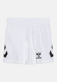 Shorts de sport blancs avec un logo noir sur une jambe et des accents en chevron noirs sur les côtés. Fabriqués en tissu léger et doux.