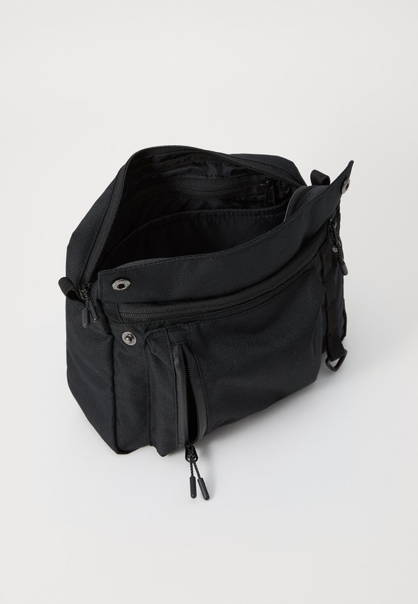 STREET TRANSIT™ SIDE BAG UNISEX - Cross body bag3