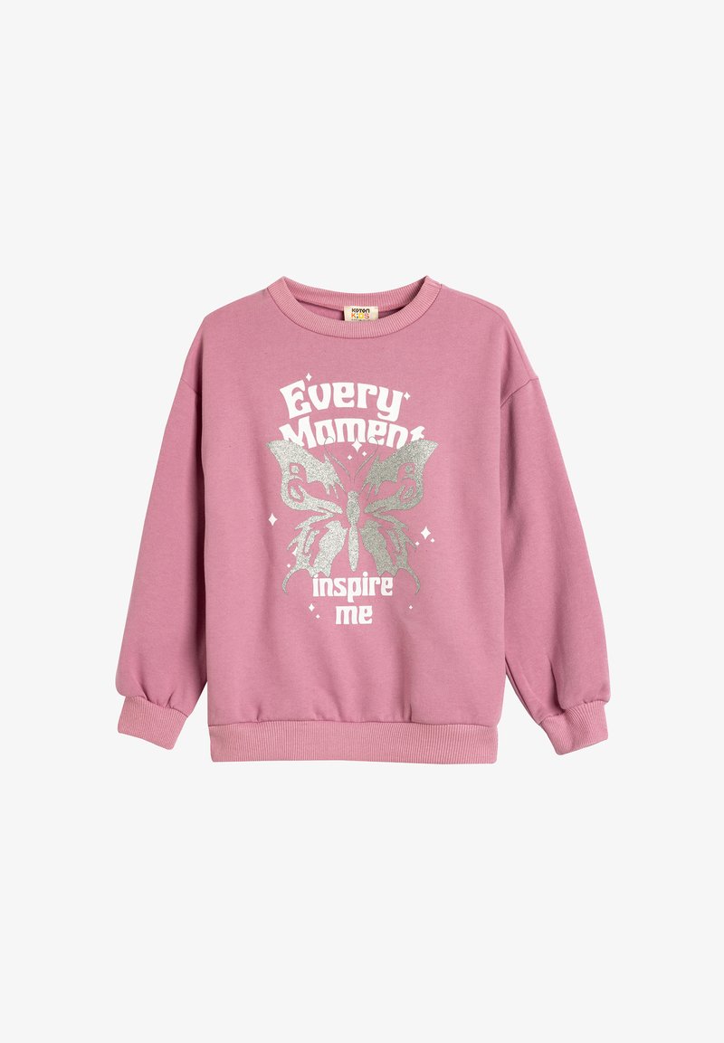 Sudadera rosa de manga larga, con un gráfico de mariposa plateada y el texto "Cada momento me inspira" en la parte frontal. Textura suave.