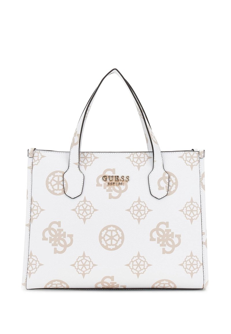 Sac à main blanc Guess avec motifs de logo beige, deux poignées supérieures et une plaque en or avec le logo Guess au centre devant.