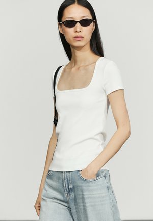 Massimo Dutti, SHORT SLEEVE SQUARE NECKLINE T-SHIRT - T-shirt basic - white