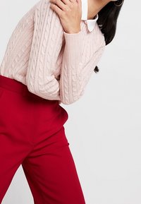 Dorothy Perkins Stickad tröja - light pink