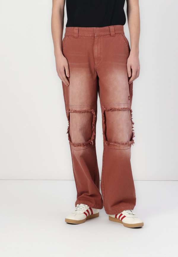 CHINESE NEW YEAR CANVAS DOUBLE KNEE PANTS UNISEX - Trousers - mahogany nin