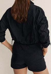 Mango Übergangsjacke - black