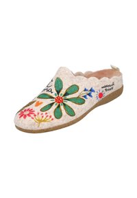 Zapatilla de fieltro en beige claro con bordado floral en verde, rojo, rosa y azul. Forma redondeada y suela marrón antideslizante.