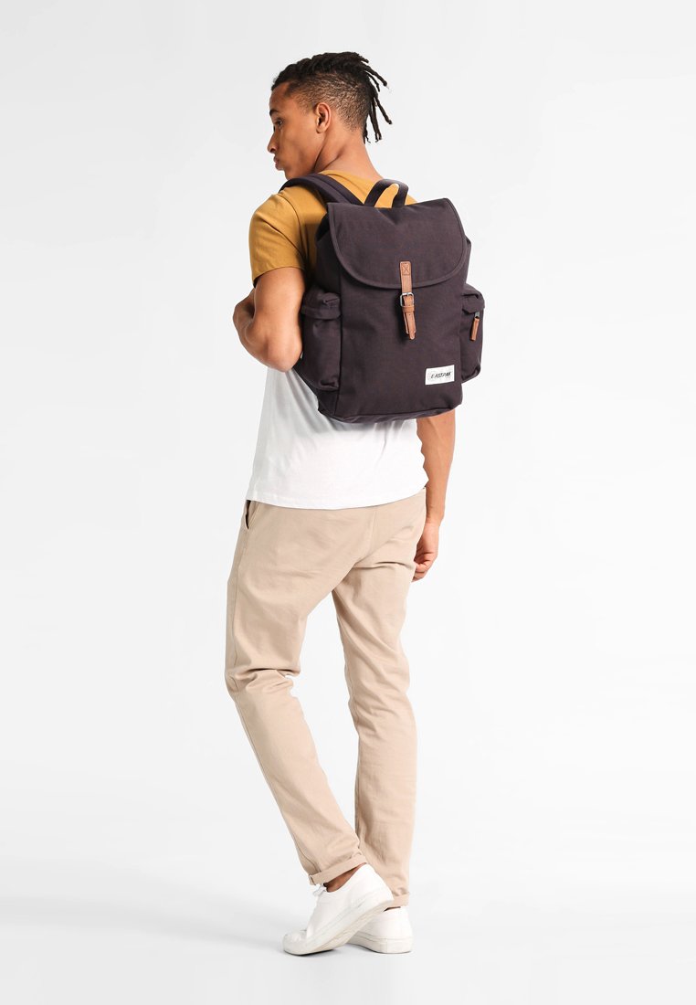 eastpak austin
