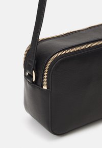 LIU JO CAMERA CASE - Borsa a tracolla - nero