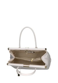 Borsa bianca con texture, dal design strutturato, con dettagli in metallo dorato e un interno aperto che presenta una tasca con zip e un portachiavi.