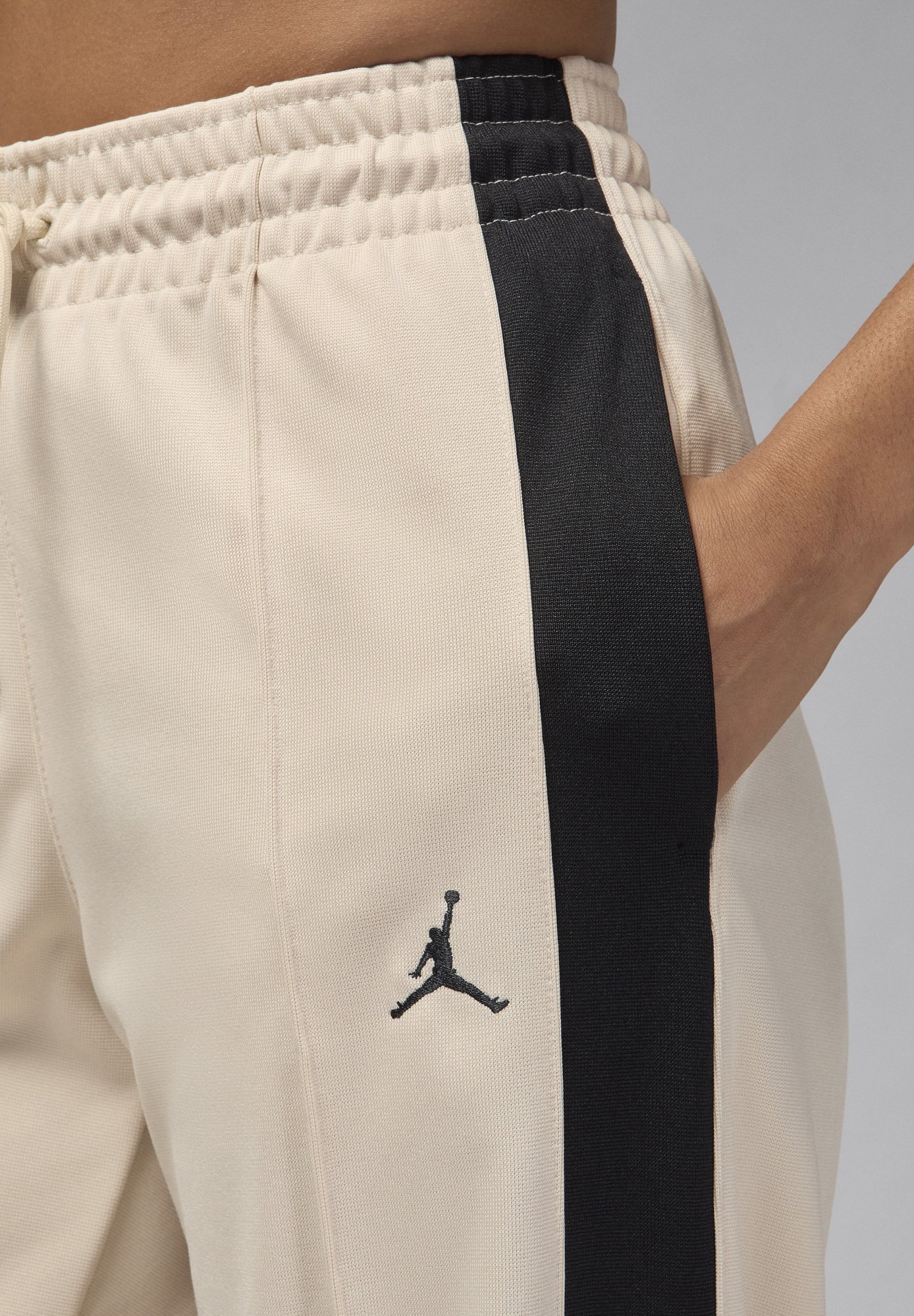 ★Nike★ Jordan Knit Track Pants W Legend Light Brown Black Jordan TRACK PANT - Tracksuit bottoms - legend lt brown