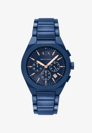 Blaues Metall-Armbanduhr mit strukturiertem Armband, achteckigem Gehäuse und dunkelblauem Zifferblatt. Mit orangefarbenen Stundenmarkierungen und drei Teilzifferblättern sowie Datumsanzeige.