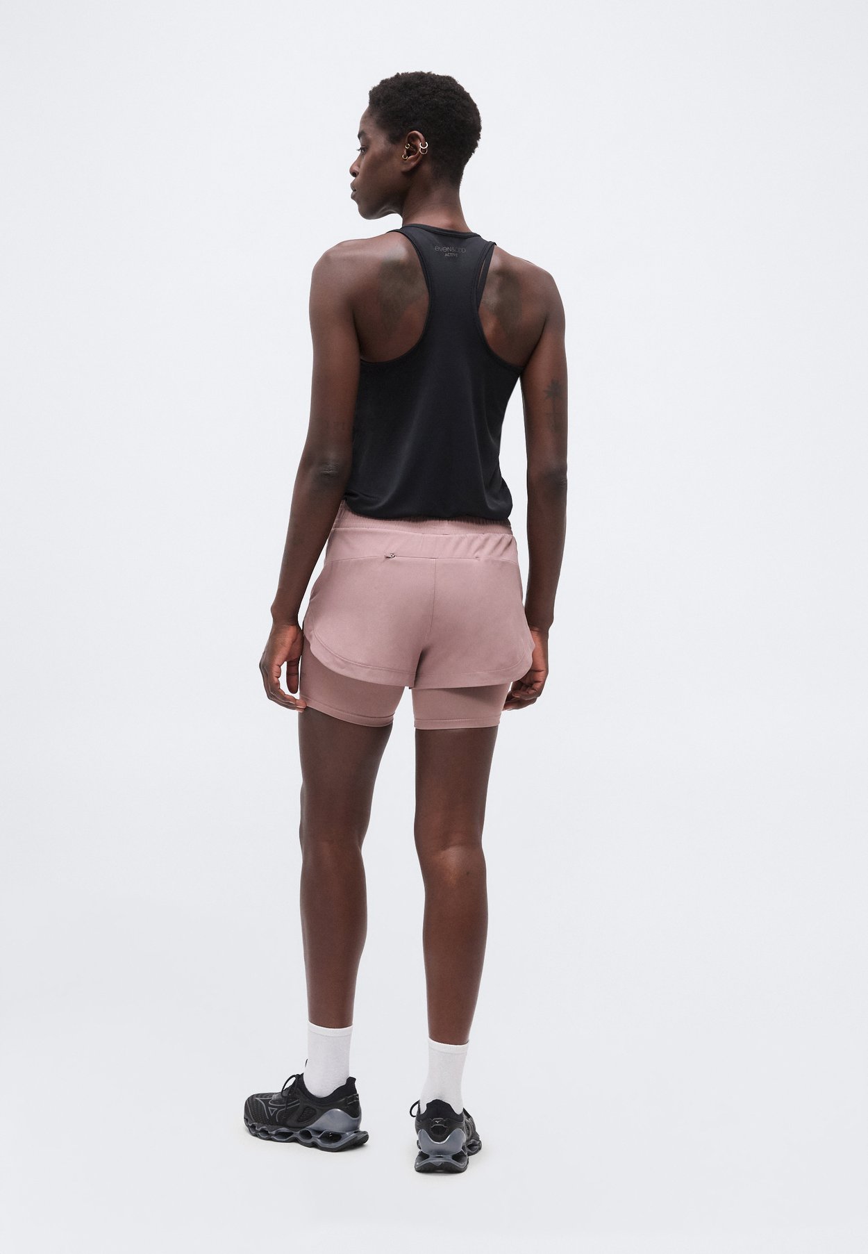 ESSENTIAL MID RISE RUNNING SHORTS WITH 2 IN 1 DOUBLE LAYER