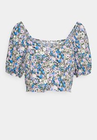 Blommig kortärmad topp med puffärmar i ljusa färger, med en mix av blåa, rosa och gröna blommor mot en svart bakgrund.