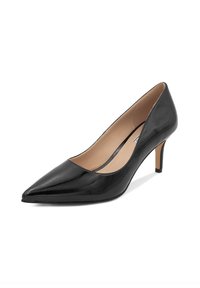 Pump in vernice nera con punta affusolata, tacco sottile e finitura liscia. L'interno presenta una fodera di tonalità nude. Design elegante e raffinato.