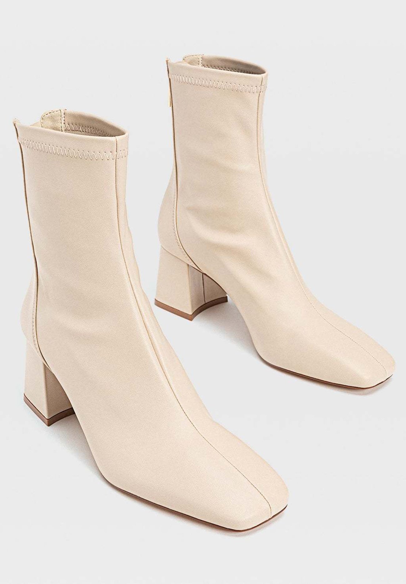 stiefeletten mit absatz zu stoffhose stiefeletten mit absatz zu stoffhose