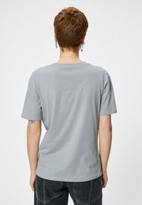 Koton Camiseta estampada - grey